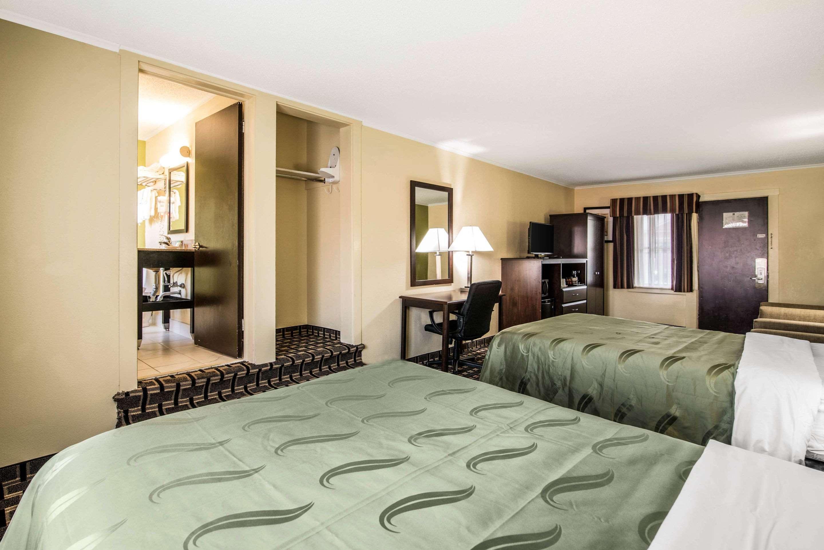 Quality Inn Barre-Montpelier Buitenkant foto