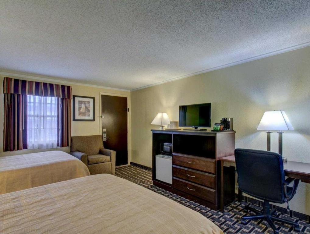 Quality Inn Barre-Montpelier Buitenkant foto