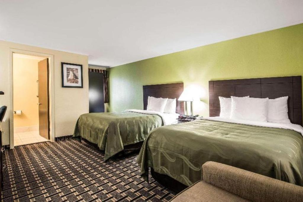 Quality Inn Barre-Montpelier Buitenkant foto