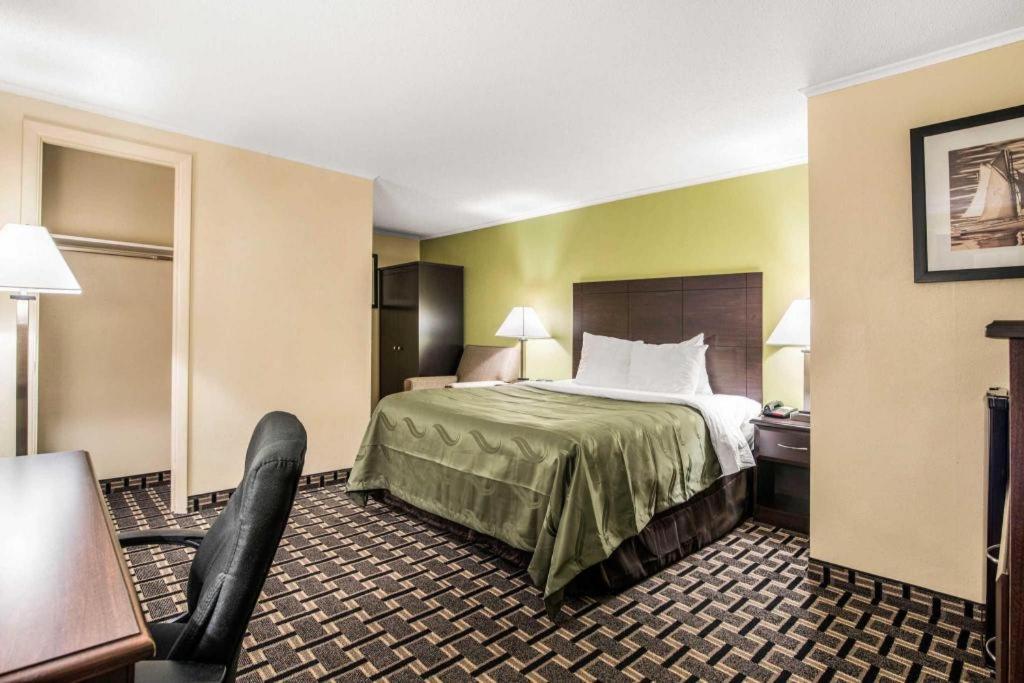 Quality Inn Barre-Montpelier Buitenkant foto